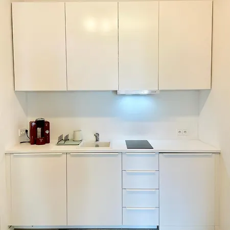 Δωμάτια σε οικογενειακή κατοικία 404 *