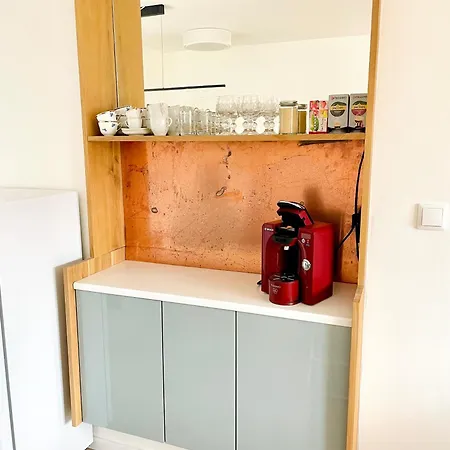 404 Δωμάτια σε οικογενειακή κατοικία